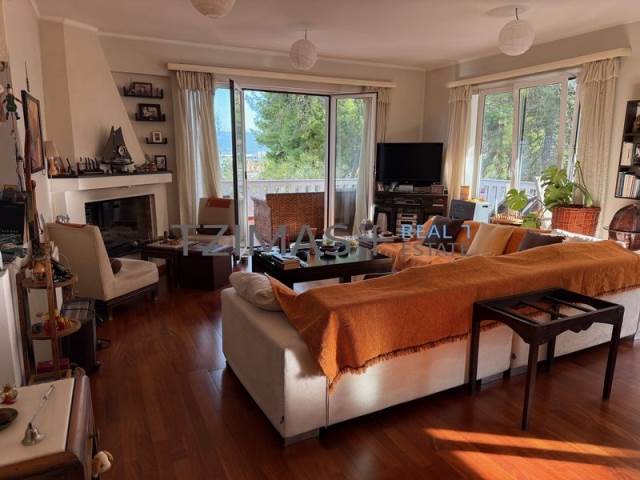 (For Sale) Residential Detached house || Evoia/Chalkida - 247 Sq.m, 5 Bedrooms, 740.000€ 